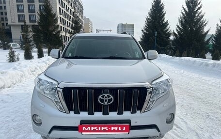 Toyota Land Cruiser Prado 150 рестайлинг 2, 2014 год, 3 450 000 рублей, 6 фотография