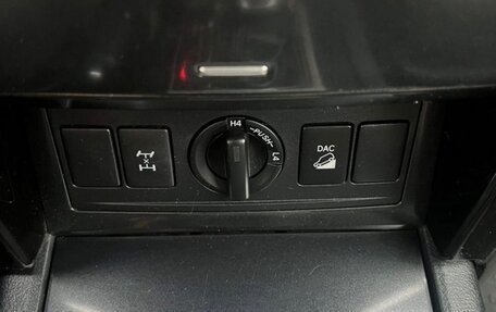 Toyota Land Cruiser Prado 150 рестайлинг 2, 2014 год, 3 450 000 рублей, 14 фотография