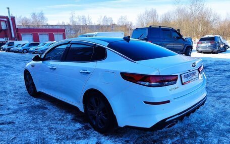 KIA Optima IV, 2018 год, 2 000 000 рублей, 4 фотография