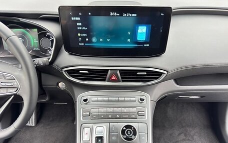 Hyundai Santa Fe IV, 2022 год, 2 300 000 рублей, 8 фотография