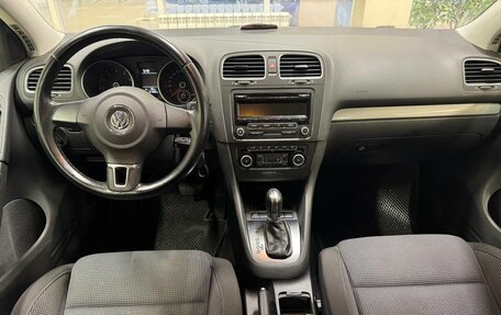 Volkswagen Golf VI, 2011 год, 930 000 рублей, 8 фотография