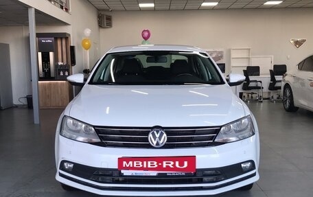 Volkswagen Jetta VI, 2016 год, 1 100 000 рублей, 2 фотография