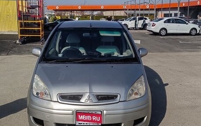 Mitsubishi Colt VI рестайлинг, 2003 год, 500 000 рублей, 1 фотография