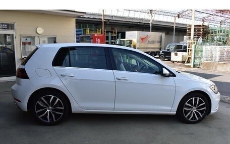 Volkswagen Golf VII, 2017 год, 1 025 000 рублей, 7 фотография