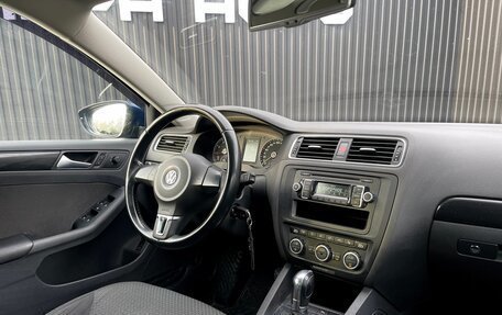 Volkswagen Jetta VI, 2012 год, 1 299 000 рублей, 9 фотография