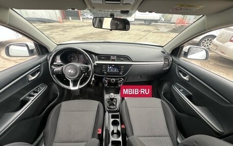 KIA Rio IV, 2017 год, 1 166 000 рублей, 6 фотография