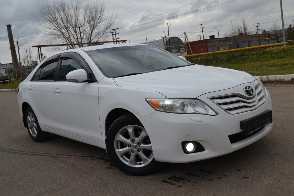 Toyota Camry XV50, 2011 год, 340 000 рублей, 2 фотография