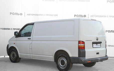 Volkswagen Transporter T5 рестайлинг, 2004 год, 1 089 000 рублей, 7 фотография