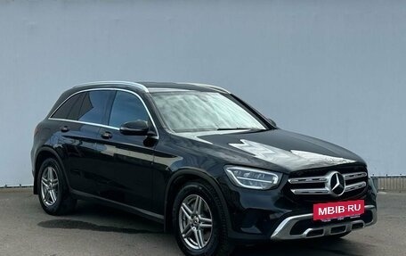 Mercedes-Benz GLC, 2020 год, 4 200 000 рублей, 3 фотография