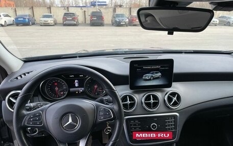 Mercedes-Benz GLA, 2019 год, 2 730 000 рублей, 10 фотография