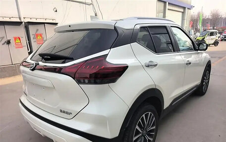 Nissan Kicks I, 2022 год, 1 650 000 рублей, 5 фотография