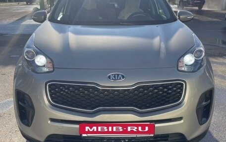 KIA Sportage IV рестайлинг, 2017 год, 1 950 000 рублей, 3 фотография