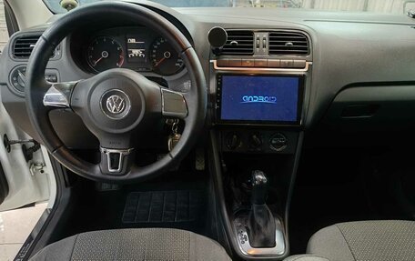 Volkswagen Polo VI (EU Market), 2015 год, 990 000 рублей, 13 фотография