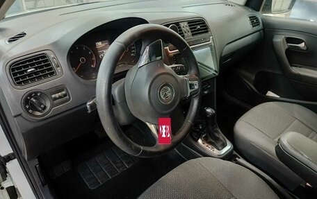 Volkswagen Polo VI (EU Market), 2015 год, 990 000 рублей, 2 фотография