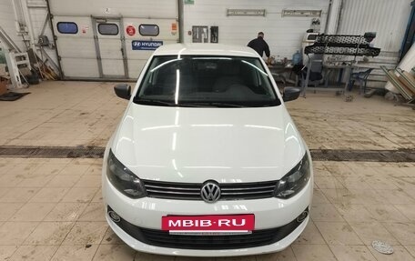 Volkswagen Polo VI (EU Market), 2015 год, 990 000 рублей, 18 фотография