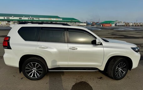 Toyota Land Cruiser Prado 150 рестайлинг 2, 2021 год, 5 899 000 рублей, 9 фотография