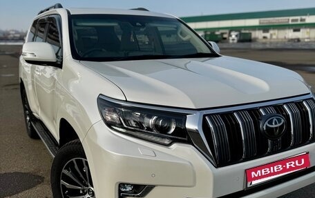 Toyota Land Cruiser Prado 150 рестайлинг 2, 2021 год, 5 899 000 рублей, 4 фотография