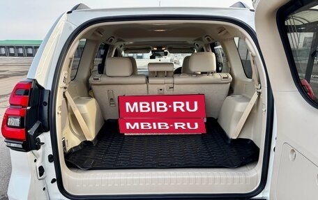 Toyota Land Cruiser Prado 150 рестайлинг 2, 2021 год, 5 899 000 рублей, 20 фотография
