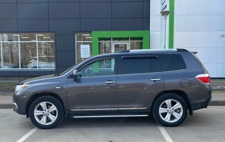 Toyota Highlander III, 2011 год, 2 150 000 рублей, 8 фотография