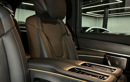Mercedes-Benz V-Класс, 2024 год, 17 700 000 рублей, 4 фотография