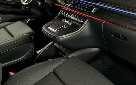 Mercedes-Benz V-Класс, 2024 год, 17 700 000 рублей, 27 фотография