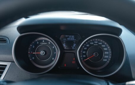 Hyundai Elantra V, 2012 год, 810 000 рублей, 10 фотография