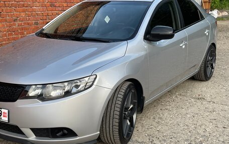 KIA Cerato III, 2010 год, 790 000 рублей, 2 фотография