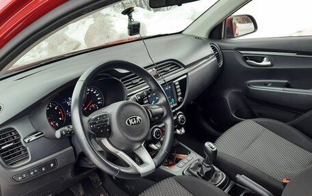 KIA Rio IV, 2018 год, 1 500 000 рублей, 8 фотография