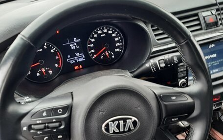 KIA Rio IV, 2018 год, 1 500 000 рублей, 9 фотография