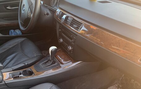 BMW 3 серия, 2006 год, 850 000 рублей, 6 фотография