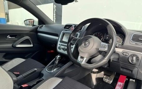 Volkswagen Scirocco III рестайлинг, 2011 год, 840 000 рублей, 28 фотография