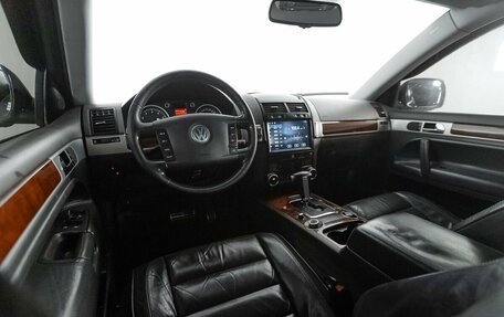 Volkswagen Touareg III, 2006 год, 750 000 рублей, 8 фотография