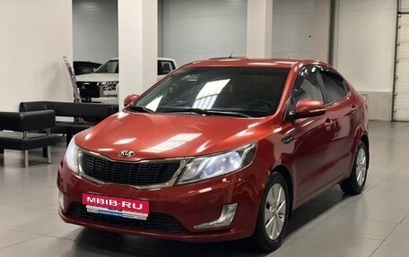 KIA Rio III рестайлинг, 2013 год, 990 000 рублей, 1 фотография