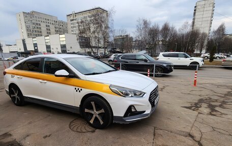 Hyundai Sonata VIII, 2019 год, 1 150 000 рублей, 3 фотография