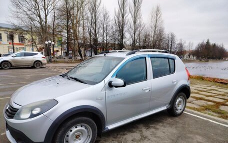 Renault Sandero I, 2013 год, 580 000 рублей, 3 фотография