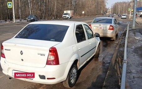 Renault Logan I, 2013 год, 220 000 рублей, 2 фотография