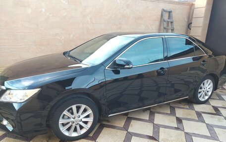 Toyota Camry, 2011 год, 1 800 000 рублей, 2 фотография