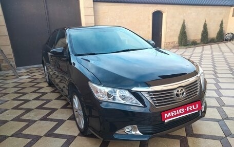 Toyota Camry, 2011 год, 1 800 000 рублей, 3 фотография