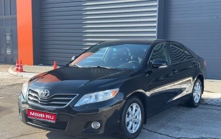 Toyota Camry, 2009 год, 1 900 000 рублей, 1 фотография