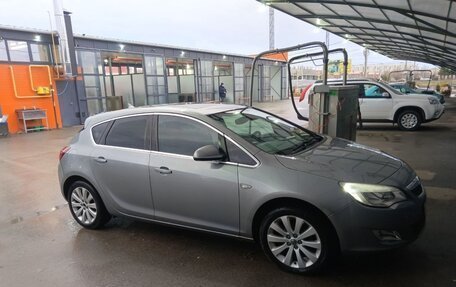 Opel Astra J, 2011 год, 900 000 рублей, 12 фотография