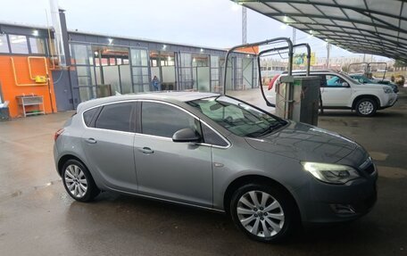 Opel Astra J, 2011 год, 900 000 рублей, 14 фотография