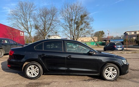 Volkswagen Jetta VI, 2014 год, 1 170 000 рублей, 4 фотография