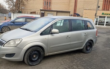 Opel Zafira B, 2010 год, 600 000 рублей, 5 фотография