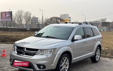 Dodge Journey I, 2012 год, 1 590 000 рублей, 3 фотография