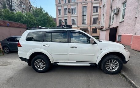 Mitsubishi Pajero Sport II рестайлинг, 2013 год, 1 900 000 рублей, 3 фотография