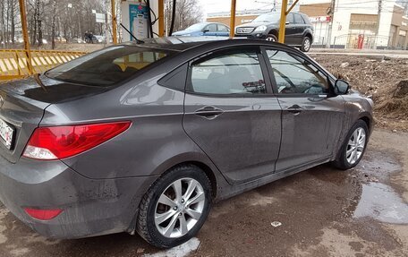 Hyundai Solaris II рестайлинг, 2012 год, 540 000 рублей, 4 фотография