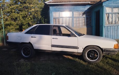 Audi 100, 1983 год, 155 000 рублей, 2 фотография