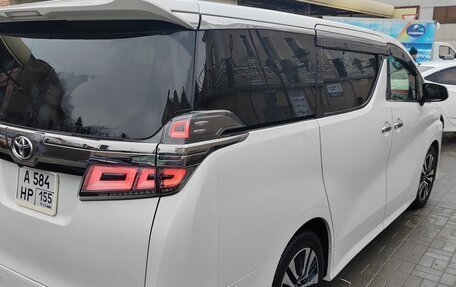 Toyota Vellfire II, 2019 год, 2 фотография