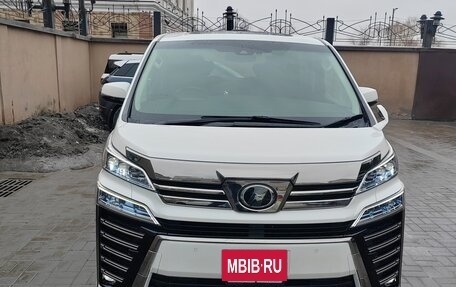 Toyota Vellfire II, 2019 год, 14 фотография