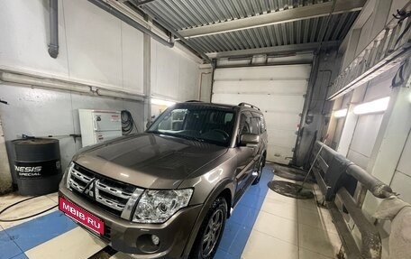 Mitsubishi Pajero IV, 2011 год, 1 500 000 рублей, 3 фотография